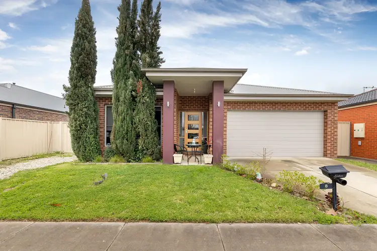 Main view of Homely house listing, 8 Inwood Crescent, Wodonga VIC 3690