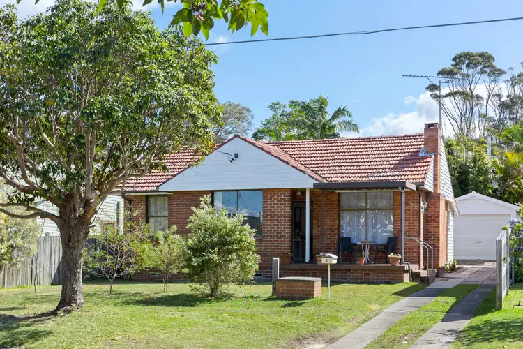 Third view of Homely house listing, 6 Selby Avenue, Dee Why NSW 2099