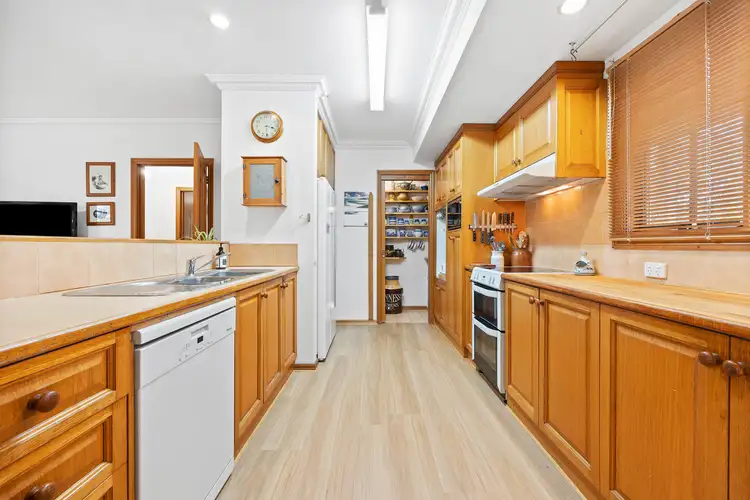 Sixth view of Homely house listing, 21 Arrandale Avenue, Alfredton VIC 3350