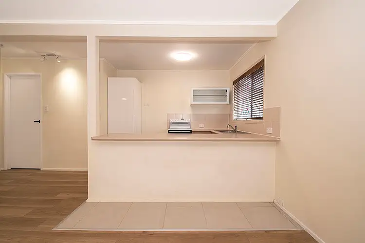 Sixth view of Homely unit listing, 1/13 Darrambal Street, Chevron Island QLD 4217