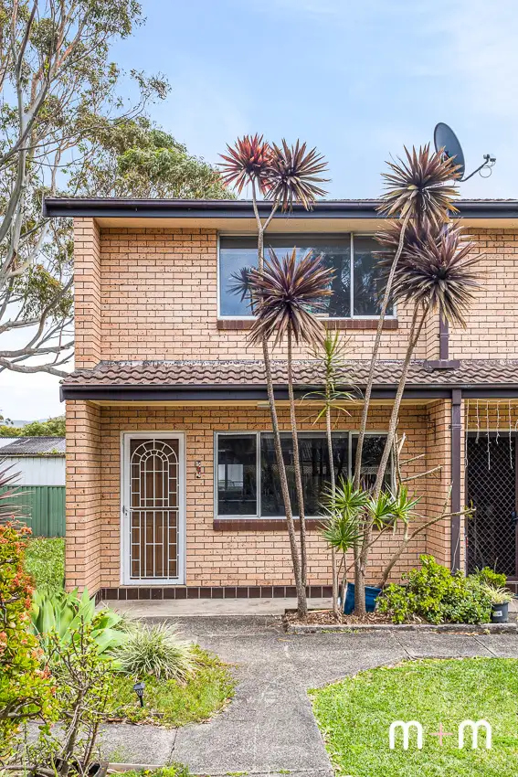 Main view of Homely townhouse listing, 8/15-17 Turner Esplanade, East Corrimal NSW 2518