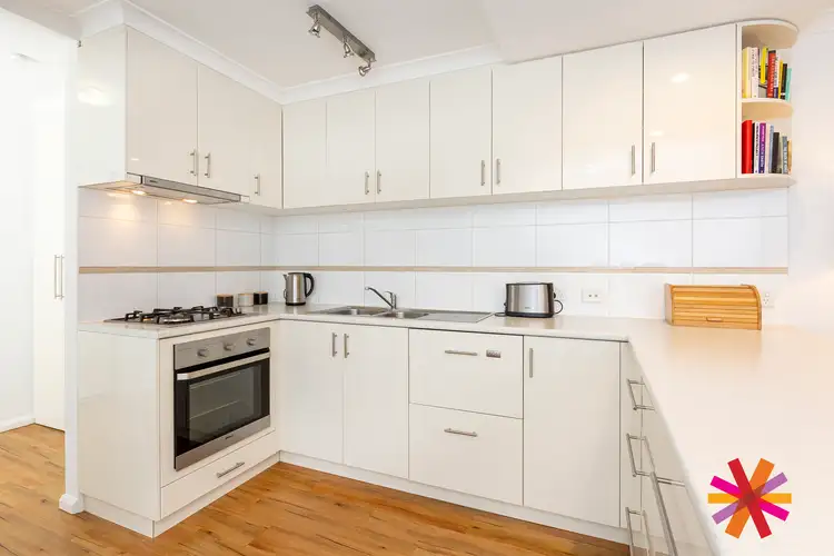 2/2 Manning Terrace, South Perth WA 6151