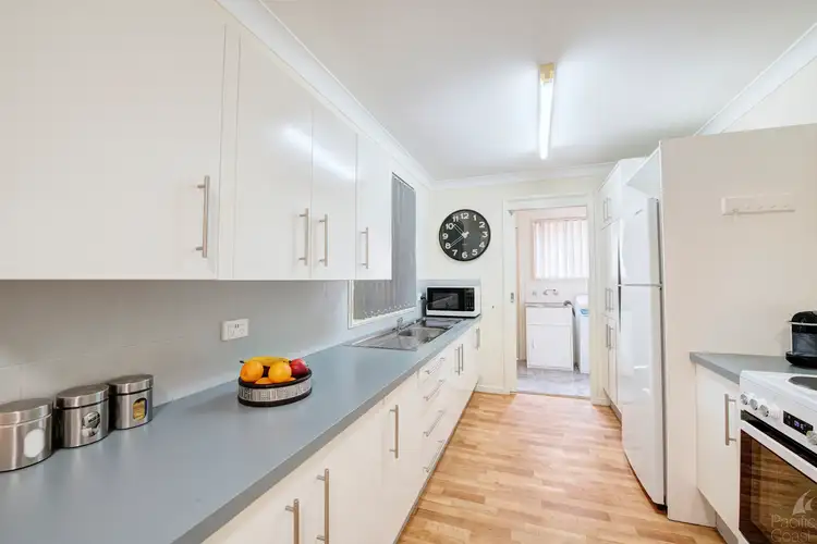 Sixth view of Homely villa listing, 1/5 Karlowan Place, Forster NSW 2428