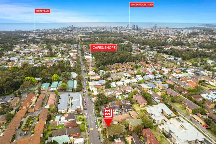 Second view of Homely townhouse listing, 1/233 Gipps Road, Keiraville NSW 2500