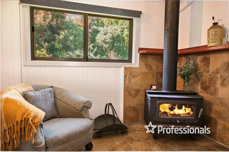 Sixth view of Homely house listing, 2 Lyrebird Avenue, East Warburton VIC 3799