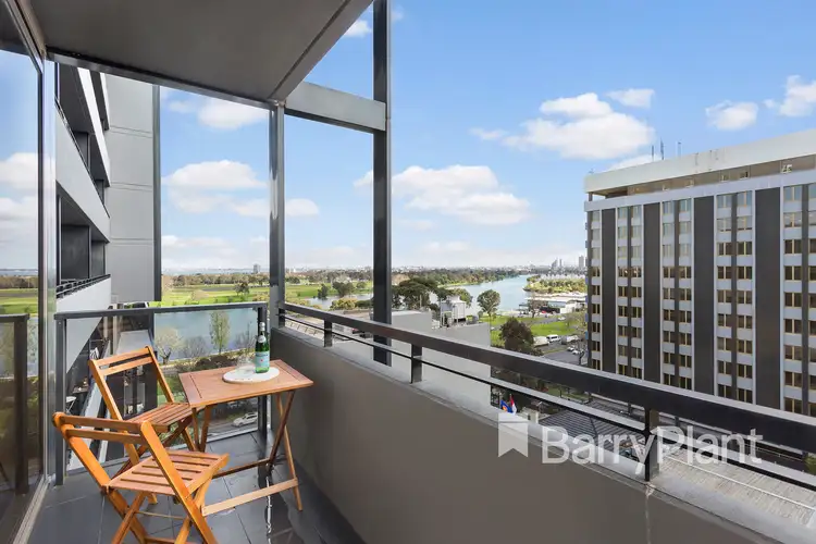 913/74 Queens Road, Melbourne VIC 3004