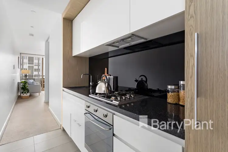 Fifth view of Homely apartment listing, 913/74 Queens Road, Melbourne VIC 3004