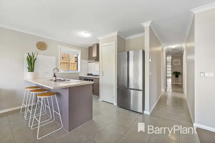 Fifth view of Homely house listing, 10 Fisher Court, Werribee VIC 3030