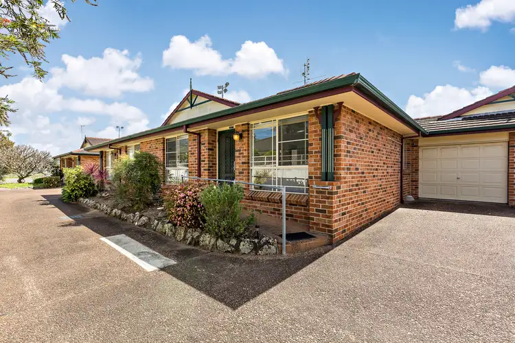 Main view of Homely villa listing, 2/9 Charles Street, Warners Bay NSW 2282