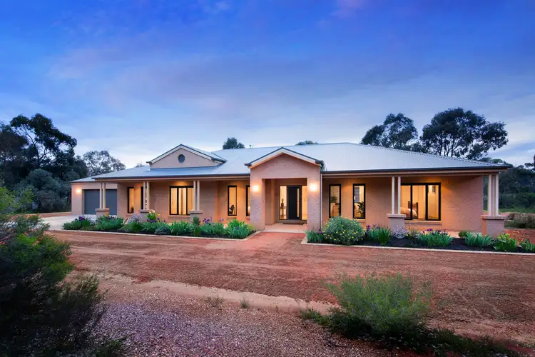 5 Botany Drive, Junortoun VIC 3551