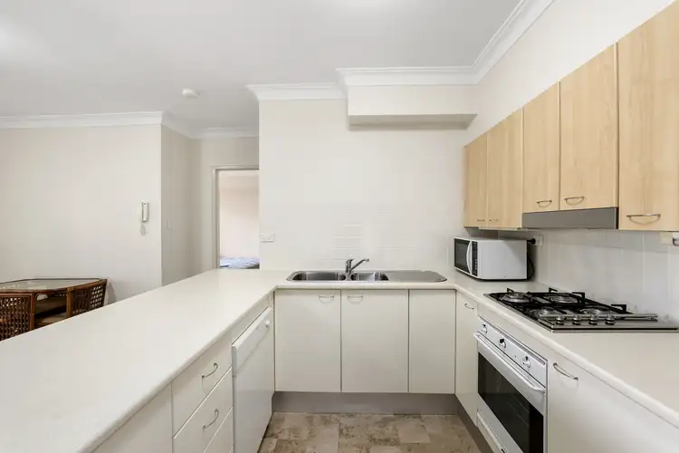Second view of Homely unit listing, 4/2-4 Francis Street, Dee Why NSW 2099