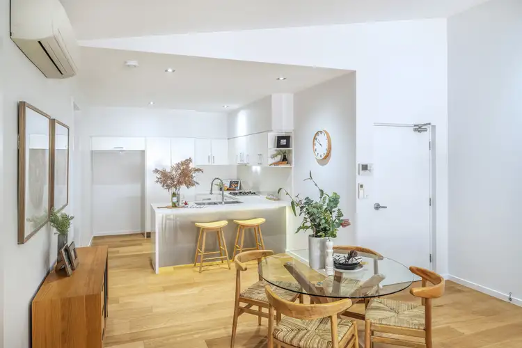 Main view of Homely apartment listing, 5/65 Kent Street, Hamilton QLD 4007
