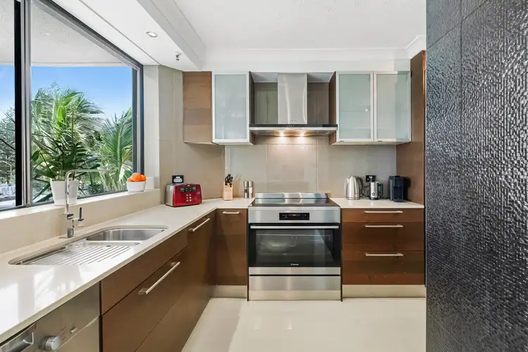 Sixth view of Homely apartment listing, 15/3 Cunningham Avenue, Main Beach QLD 4217