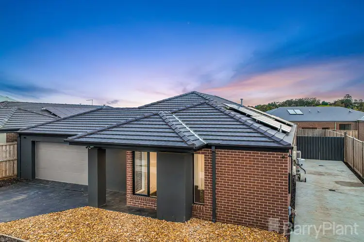 Second view of Homely house listing, 9 Franklin Avenue, Warragul VIC 3820