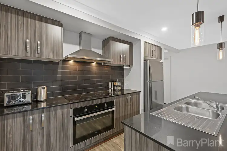 Sixth view of Homely house listing, 9 Franklin Avenue, Warragul VIC 3820