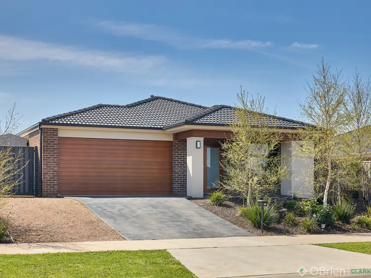 28 Paramount Drive, Warragul VIC 3820