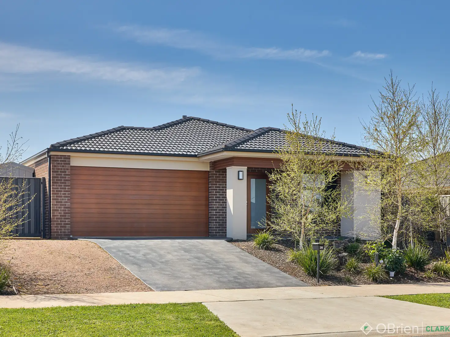 Main view of Homely house listing, 28 Paramount Drive, Warragul VIC 3820