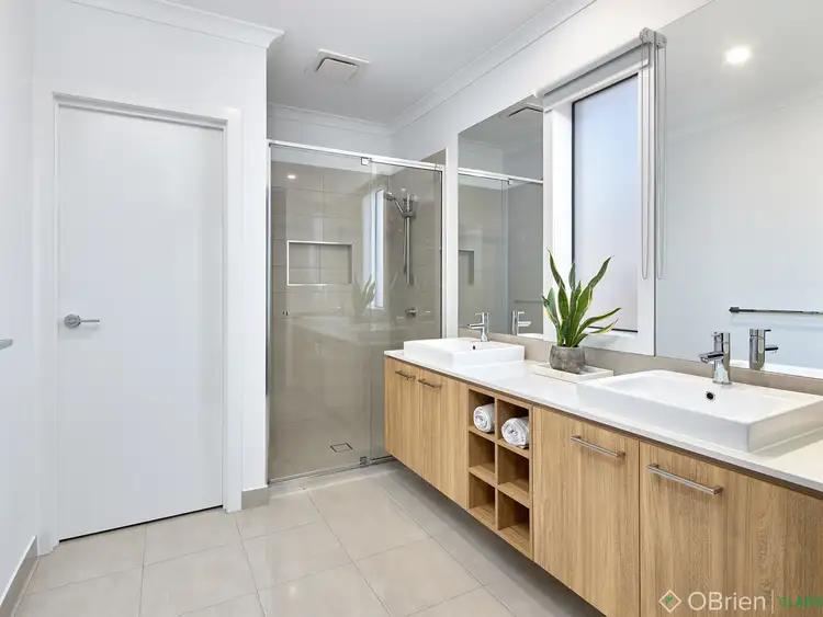 Sixth view of Homely house listing, 28 Paramount Drive, Warragul VIC 3820