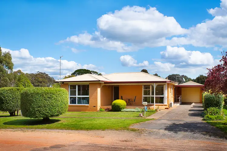 13 McEwan Street, Castlemaine VIC 3450