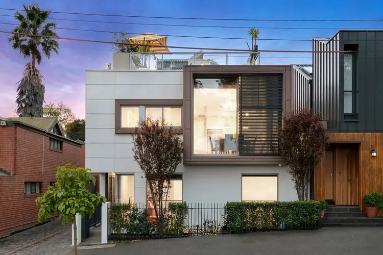 26 Erskine Street