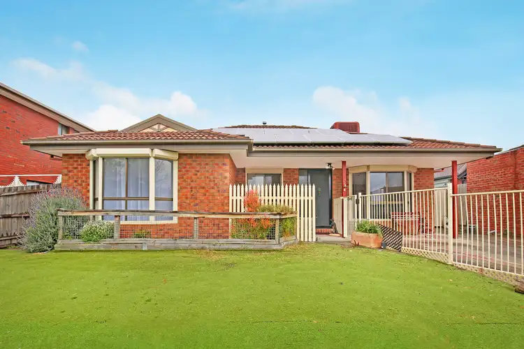 19 Bluff Street, Lalor VIC 3075