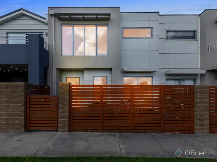 9 Belfort Lane, Cranbourne VIC 3977