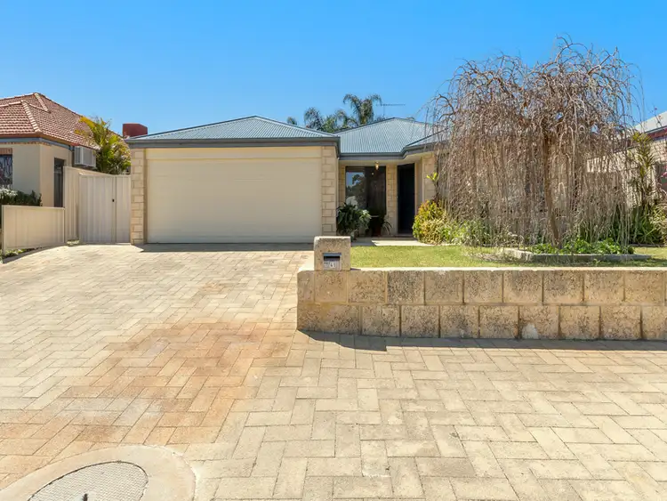 41 Myerson Crescent, Maida Vale WA 6057