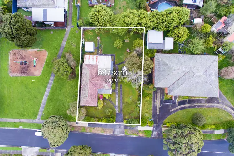 23 Maleela Grove, Rosanna VIC 3084