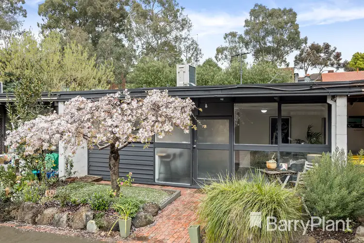 4/64 Para Road, Montmorency VIC 3094