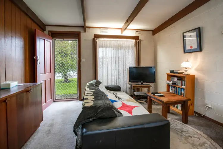 Second view of Homely unit listing, 2/4 Rattray Avenue, Wodonga VIC 3690