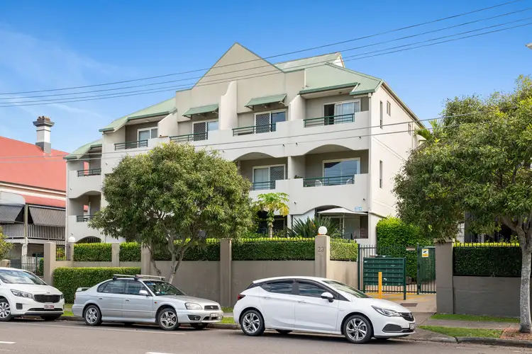 8/23 Edmondstone Street, South Brisbane QLD 4101