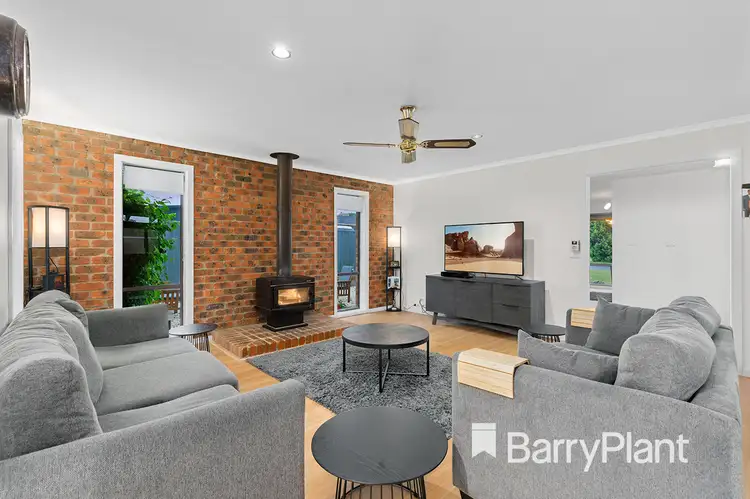 Second view of Homely house listing, 2 Fintona Court, Coldstream VIC 3770
