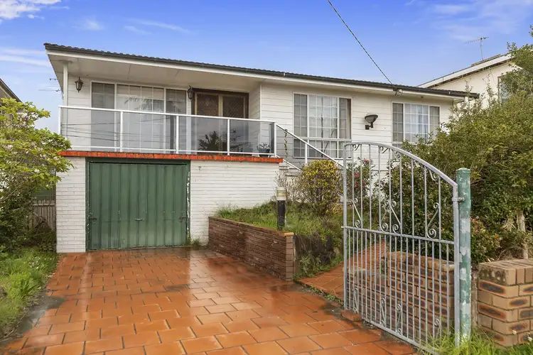 Third view of Homely house listing, 10 Strickland Road, Killarney Vale NSW 2261