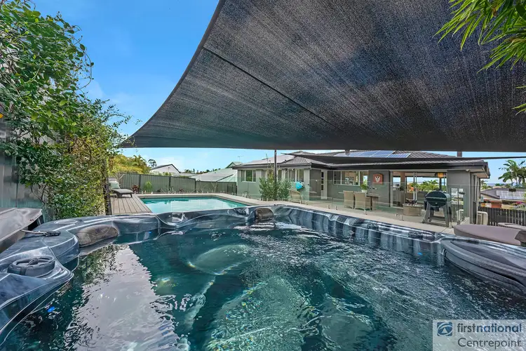 43 Dunkeith Avenue, Benowa QLD 4217