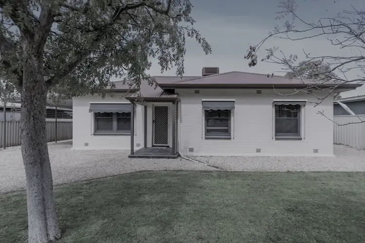 33 Wodonga Avenue, Loxton SA 5333