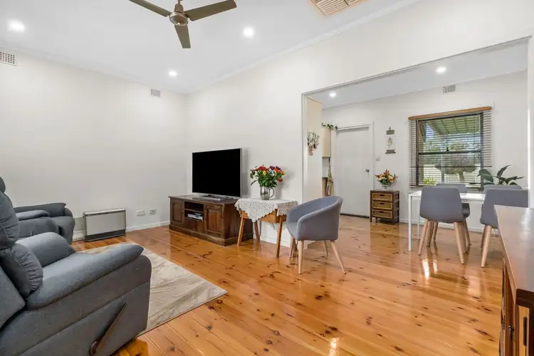 Fourth view of Homely house listing, 33 Wodonga Avenue, Loxton SA 5333