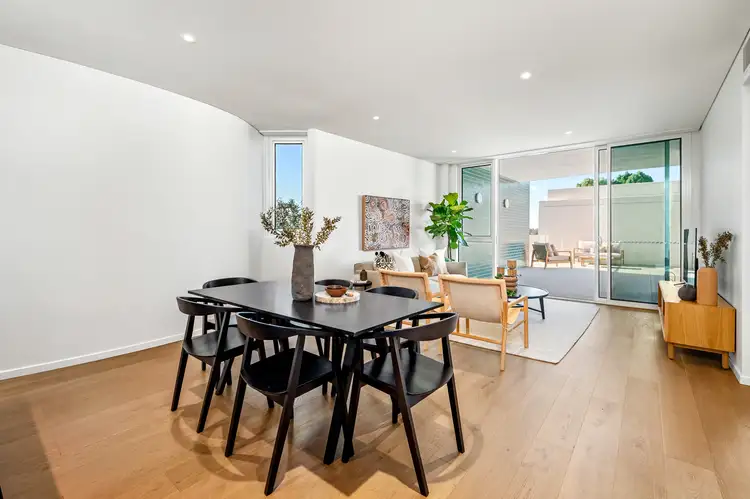 102/25 Honeysuckle Drive, Newcastle NSW 2300