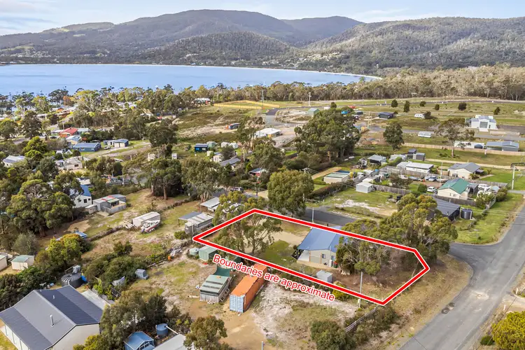 5 Olive Place, White Beach TAS 7184