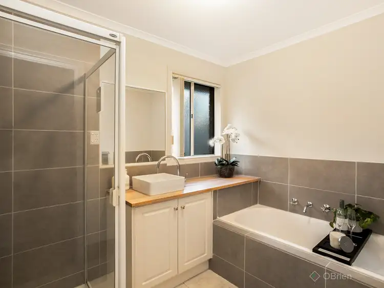 Fifth view of Homely house listing, 8 Silverstone Drive, Cranbourne VIC 3977