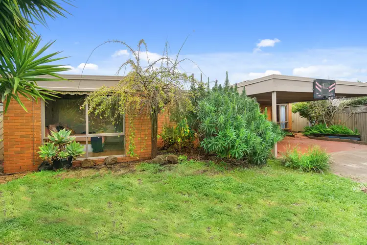 9 Okeefe Crescent