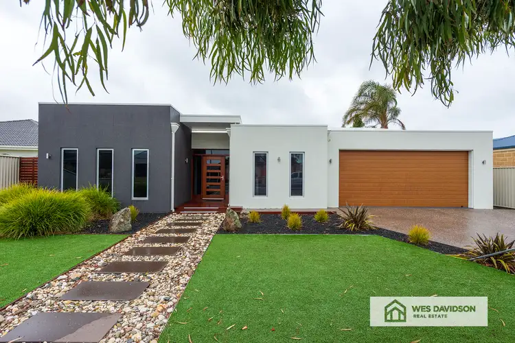 9 Ashes Court, Horsham VIC 3400