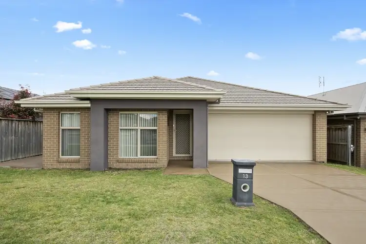 13 Golden Whistler Avenue, Aberglasslyn NSW 2320