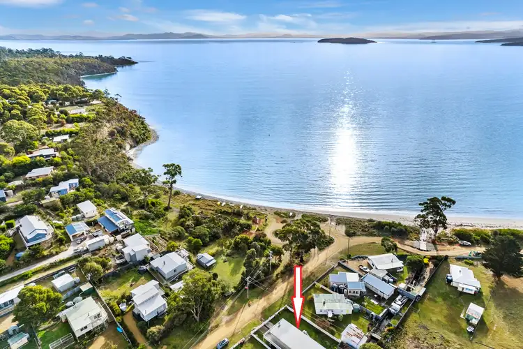 18 Sloping Main Drive, Sloping Main TAS 7186