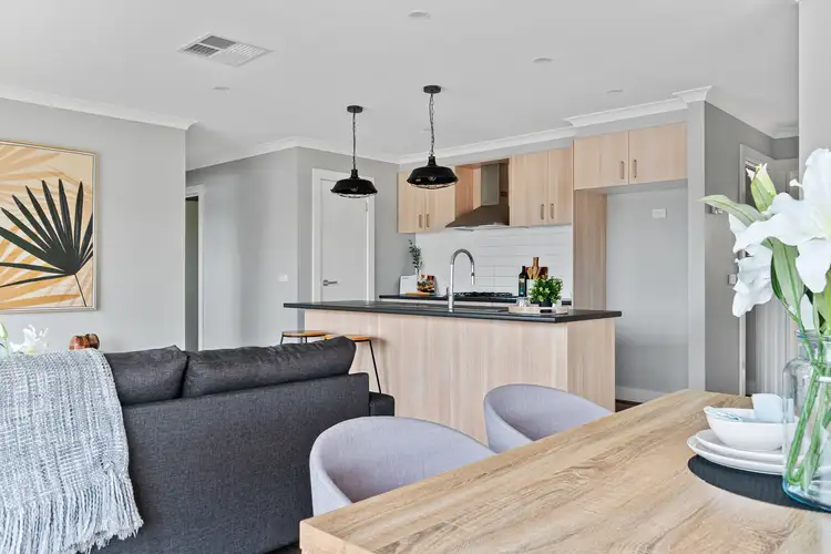 Fifth view of Homely house listing, 33 Lismore Circuit, Bacchus Marsh VIC 3340