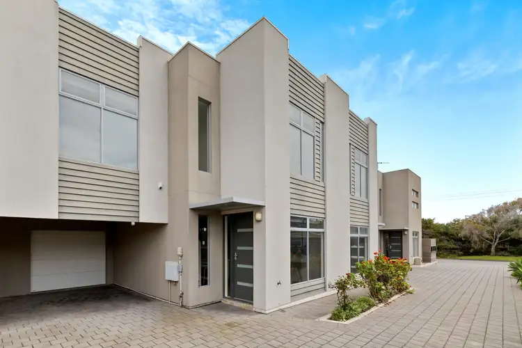 3/12 Nedland Crescent, Port Noarlunga South SA 5167