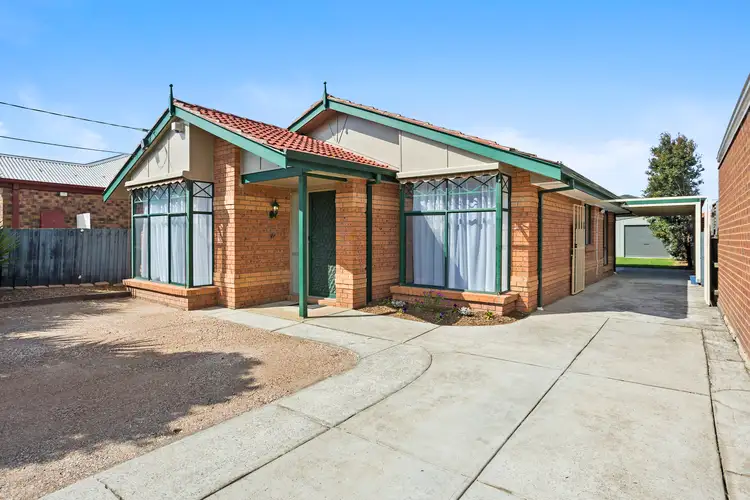 8 Nielsen Court, Altona Meadows VIC 3028