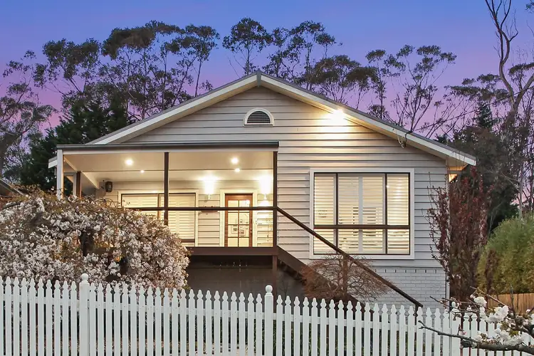 17 Blue Gum Avenue, Medlow Bath NSW 2780