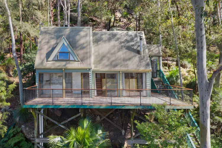 127 Greenhaven Drive, Umina Beach NSW 2257