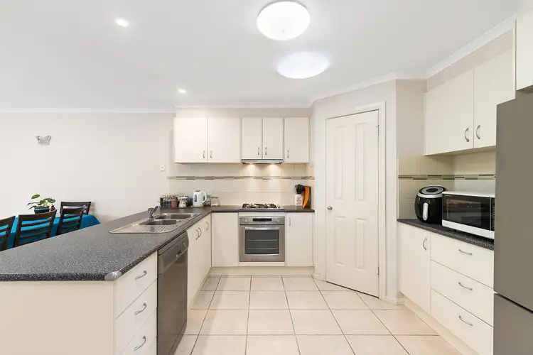 Fifth view of Homely unit listing, 4/13-15 Rennie Street, Lara VIC 3212