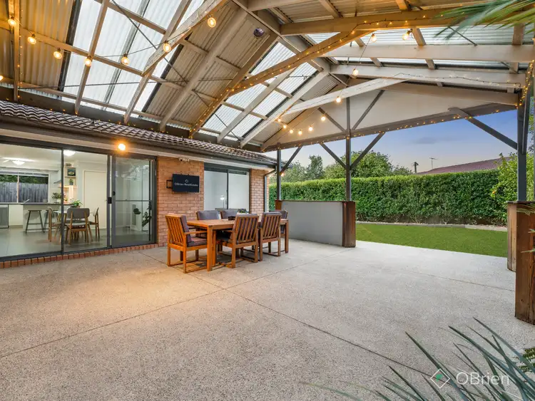 19 Dunn Crescent, Langwarrin VIC 3910